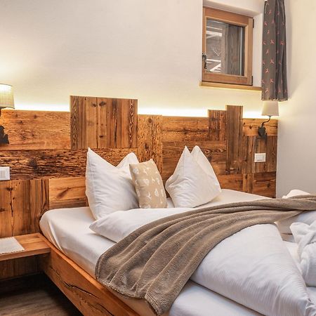 Alpine Mountain Chalet Сан-Виджилио-ди-Мареббе Экстерьер фото
