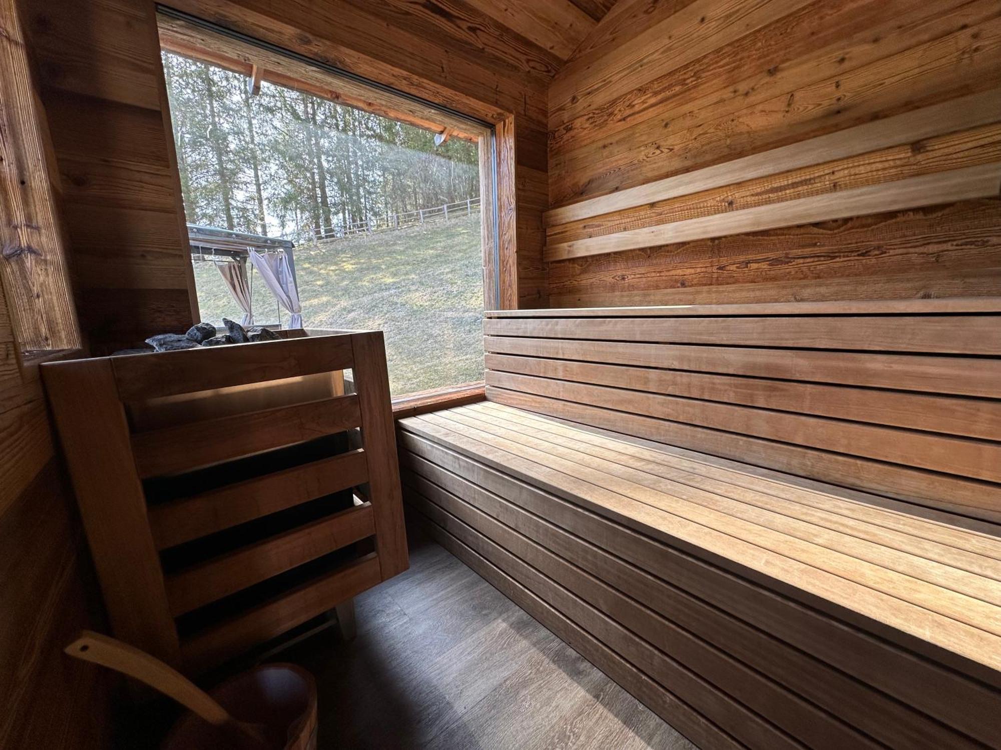 Alpine Mountain Chalet Сан-Виджилио-ди-Мареббе Экстерьер фото