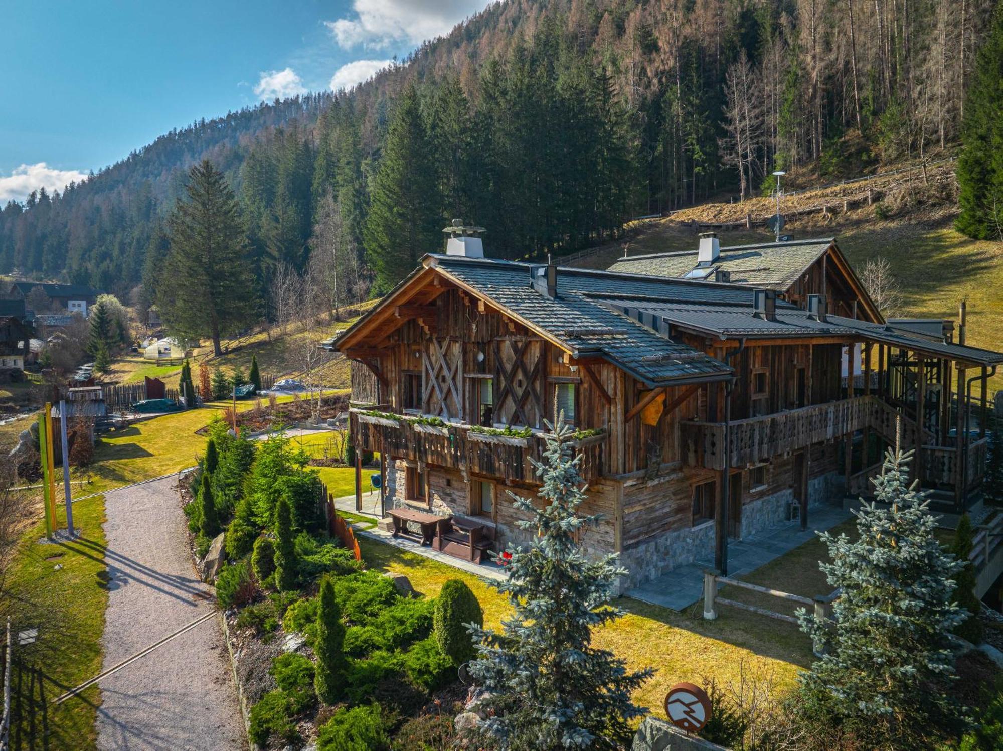 Alpine Mountain Chalet Сан-Виджилио-ди-Мареббе Экстерьер фото
